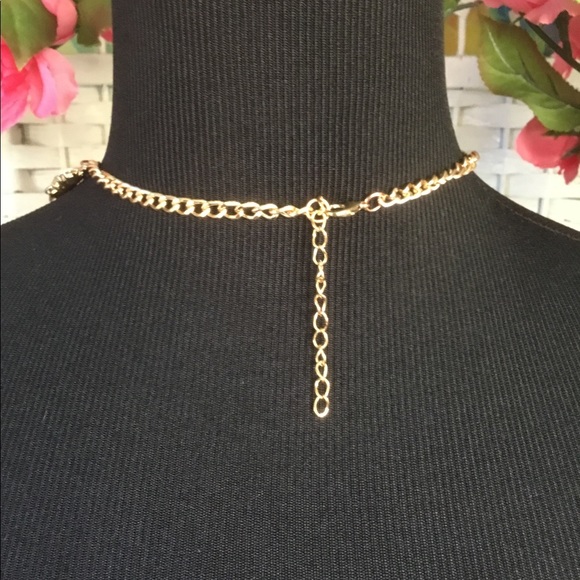 ❤️See New Listing ❤️ Multi Color Rhinestone  Bib Statement Necklace Earring Set - Picture 6 of 6